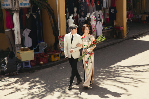 Hay đơn thuần là áo dài truyền thống với những giá trị hoài niệm như diễn viên Diễm My 9x