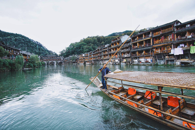 ve dep tien canh cua phuong hoang co tran giua trung hoa phon thinh hinh 5