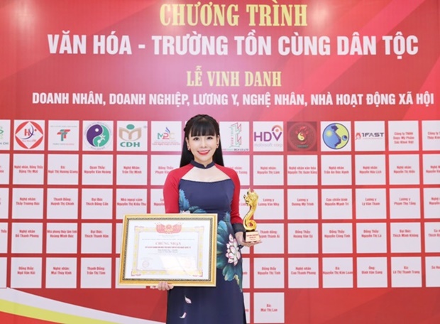 DN-Pham-Bich-Thuy-1