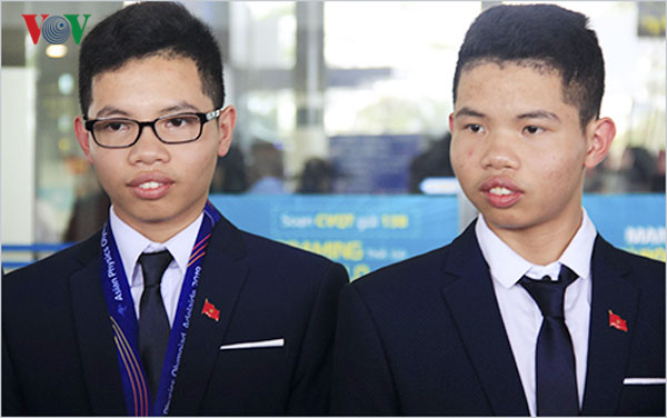 quang-huy-viet-hoang