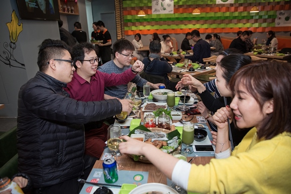 Wrap-Roll-vanhoadoanhnhan-5