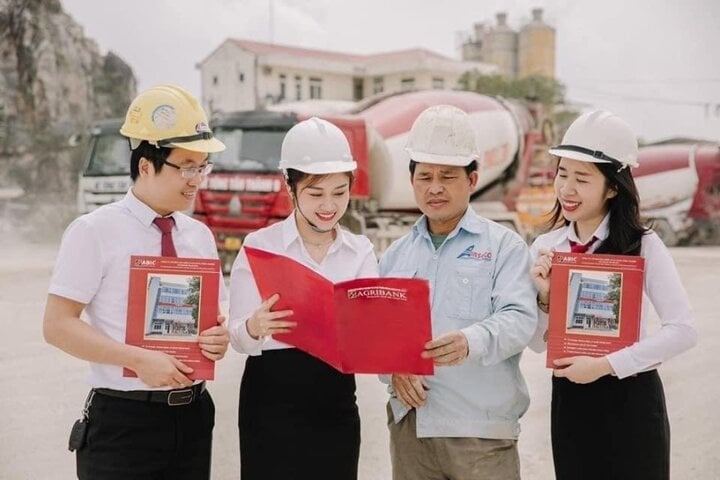 agribank-tich-cuc-trien-khai-cac-giai-phap-ho-tro-nguoi-dan-doanh-nghiep