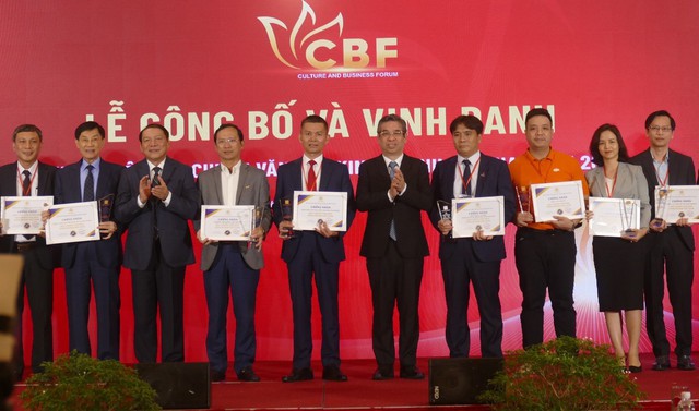 phat-trien-doanh-nghiep-viet-co-quy-mo-dao-duc-va-van-hoa