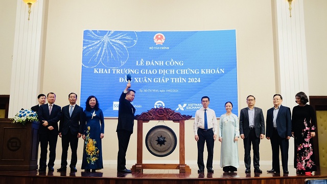 khong-co-vung-cam-trong-chung-khoan-no-luc-phat-trien-ben-vung