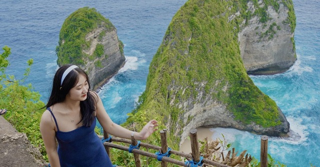den-bali-de-dam-minh-trong-canh-dep-o-dao-thien-duong