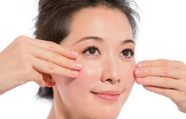 meo-massage-da-mat-giup-ban-tre-ra-ca-10-tuoi