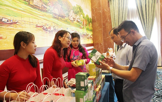 de-xuat-5-chinh-sach-quan-ly-phat-trien-san-pham-dich-vu-halal