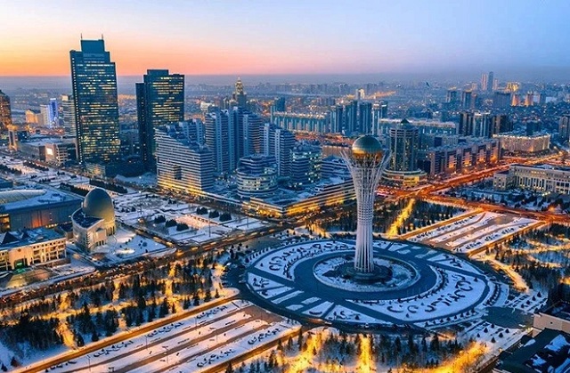 kazakhstan-vien-ngoc-bi-an-giua-luc-dia-a-au