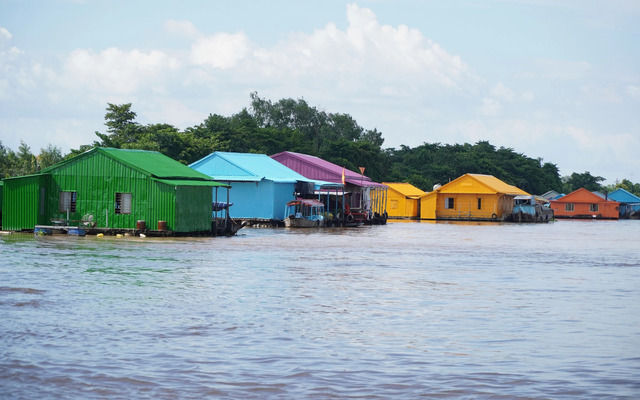 lang-be-chau-doc-day-mau-sac-ki-vong-thanh-diem-den-doc-dao-o-mien-tay