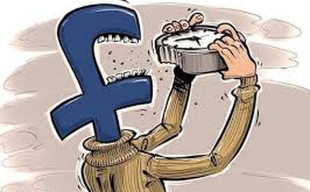 ban-nen-lam-gi-khi-nhan-vien-ton-nhieu-thoi-gian-la-ca-tren-internet-facebook