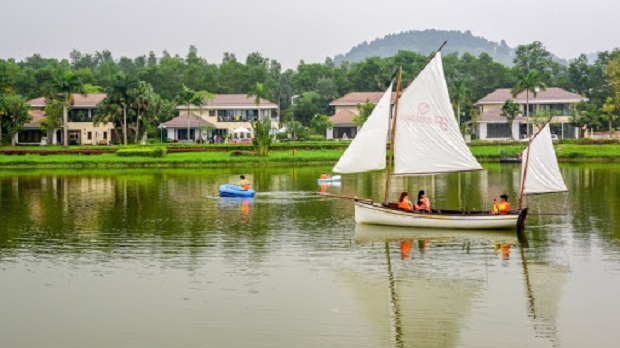 khach-san-resort-vuot-bao-covid-khach-noi-dia-la-phao-cuu-sinh