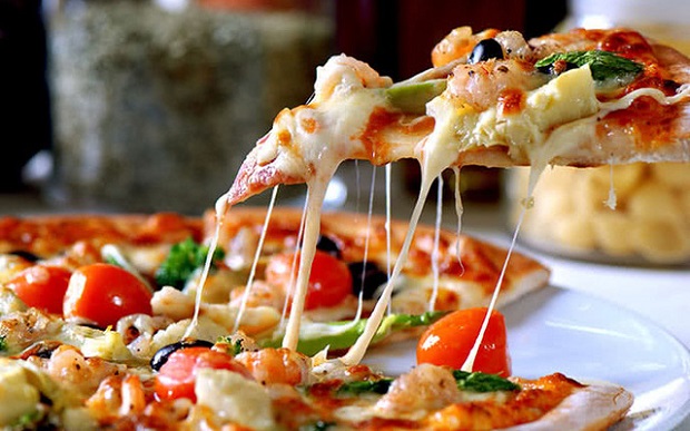 tai-sao-nhieu-nha-hang-pizza-san-sang-vut-bo-do-an-loi-chu-khong-cho-nhan-vien