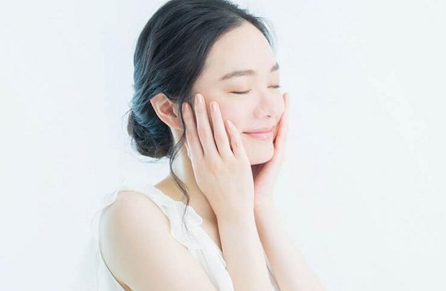 thanh-phan-serum-ban-can-co-de-thanh-tay-lan-da-trang-muot-ma