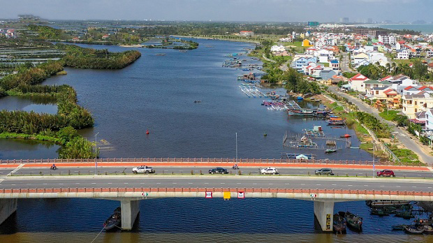 kham-pha-mien-trung-voi-nhung-trai-nghiem-dat-gia-tren-hanh-trinh-caravan