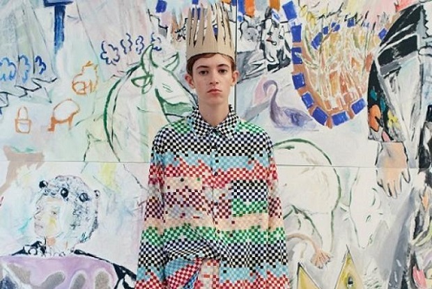 xu-huong-glitch-core-len-ngoi-mua-xuan-he