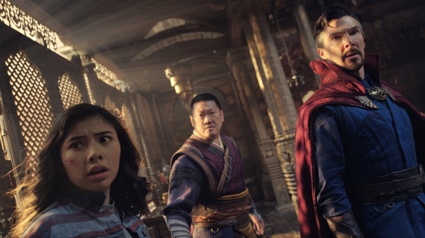 doctor-strange-2-lap-ky-luc-doanh-thu-voi-20-ty-ngay-dau-cong-chieu