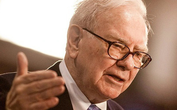 lam-the-nao-de-dau-tu-nhu-warren-buffett-trong-boi-canh-kinh-te-suy-thoai