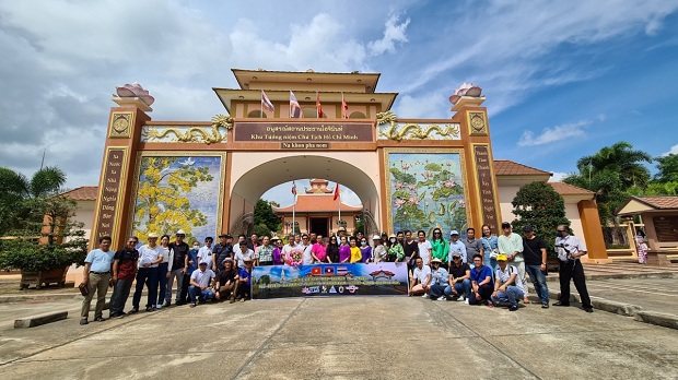 tour-duong-bo-viet-nam-lao-thai-lan-lai-dat-khach