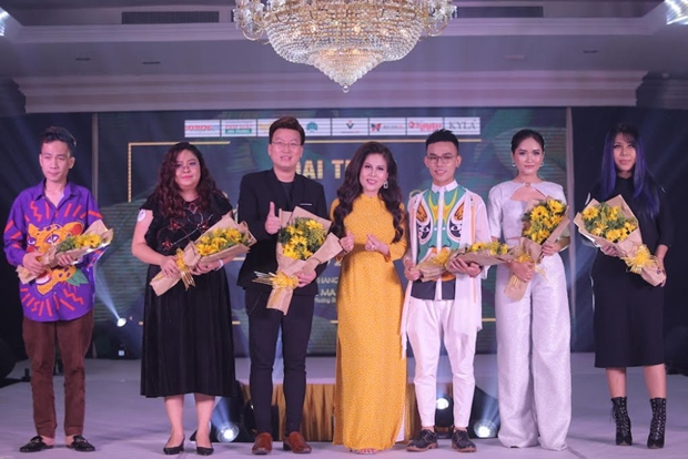 gala-gap-go-sao-nhi-quy-tu-dan-sao-viet-dinh-dam-vhdn-13
