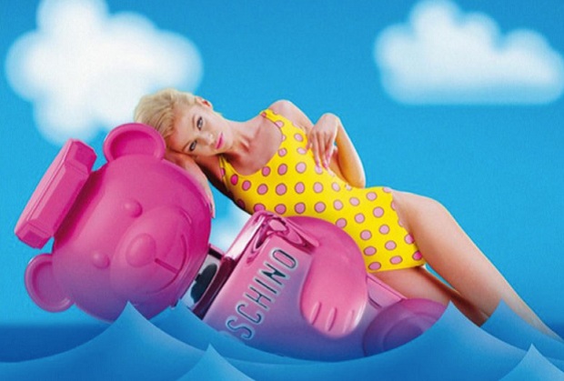 Moschino-Toy2-Bubblegum-w-model-2