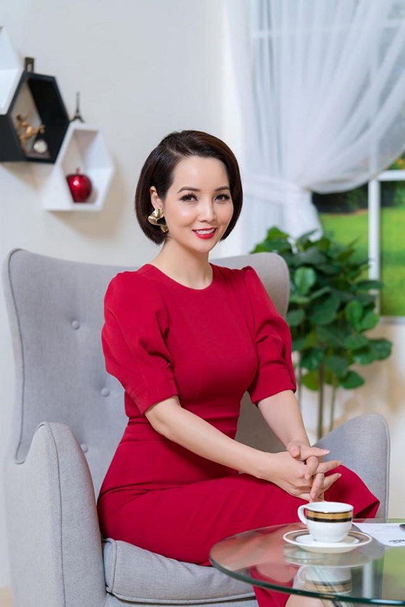 mai-thu-huyen-001