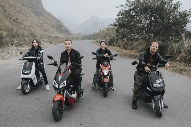 chinh-thuc-ra-mat-mv-chi-nam-nhi-5