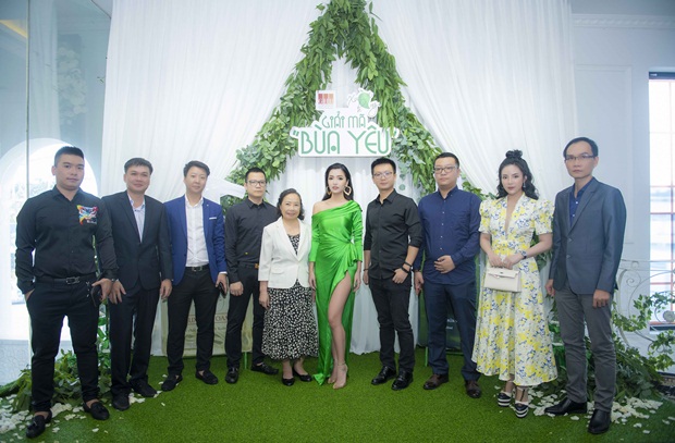 giai-ma-bua-yeu-vanhoadoanhnhan-2