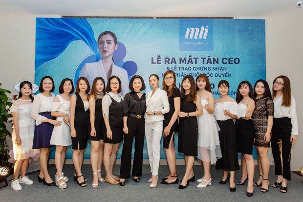 mli-phan-minh-huyen-vanhoadoanhnhan-8