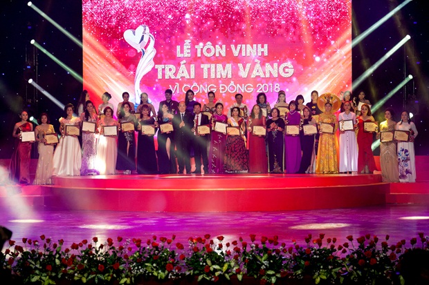 trao-giai-PNQN-vanhoadoanhnhan-9