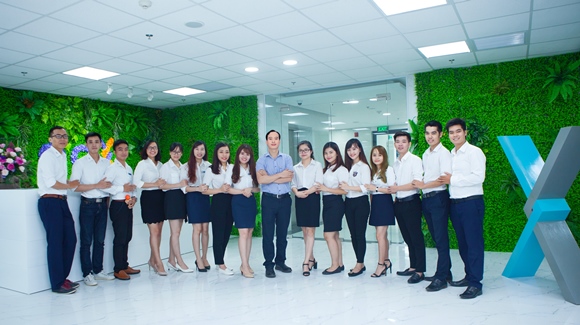 CEO-Nguyen-Dinh-Hung-vanhoadoanhnhan-3
