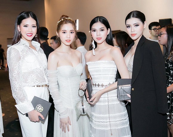 miss-ao-dai-tai-show-dien-Chung-Thanh-Phong-vanhoadoanhnhan