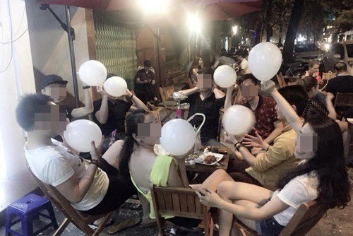 hit-bong-cuoi-vanhoadoanhnhan