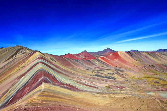 nui-cau-vong-peru-vanhoadoanhnhan