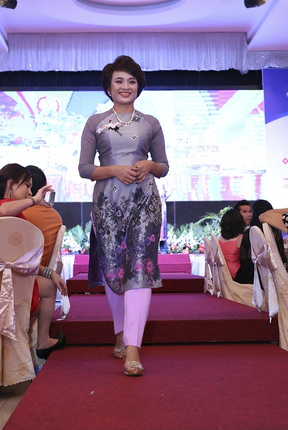 19-hac-phuong-dong-chuon-chuon-ot-vhdn