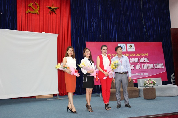 10-ntk-mi-trang-toa-dam-thoi-trang-vhdn