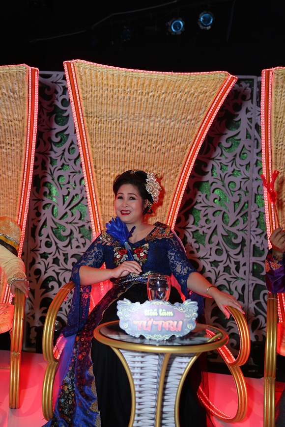 3-hong-van-tieu-lam-tu-tru-vhdn