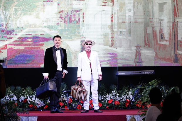 1-a-dong-silk-mau-cua-song-van-hoa-doanh-nhan