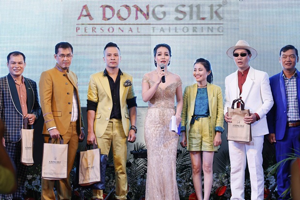 10-a-dong-silk-mau-cua-song-van-hoa-doanh-nhan