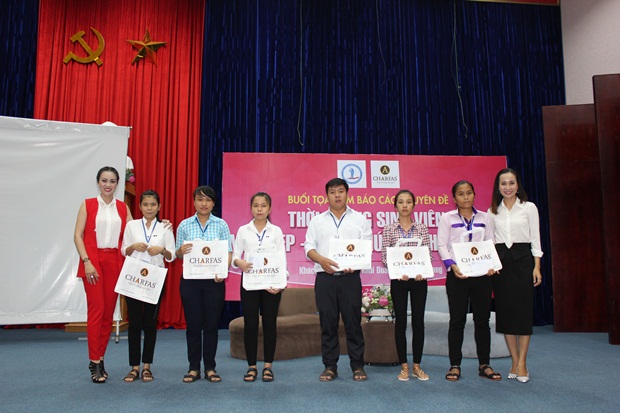 9-ntk-mi-trang-toa-dam-thoi-trang-vhdn