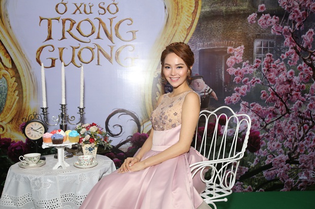 1-minh-hang-alice-o-xu-so-trong-guong-van-hoa-doanh-nhan