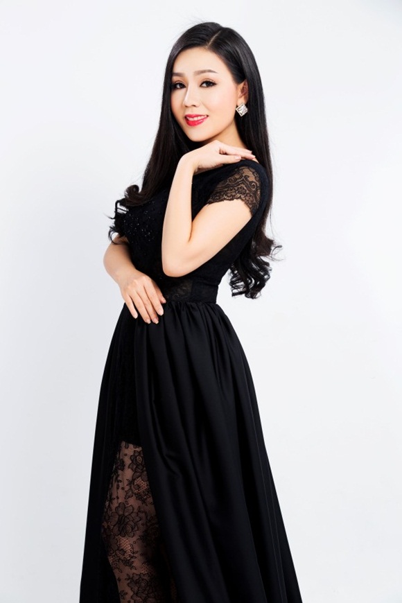 4-ca-si-luu-anh-loan-van-hoa-doanh-nahn
