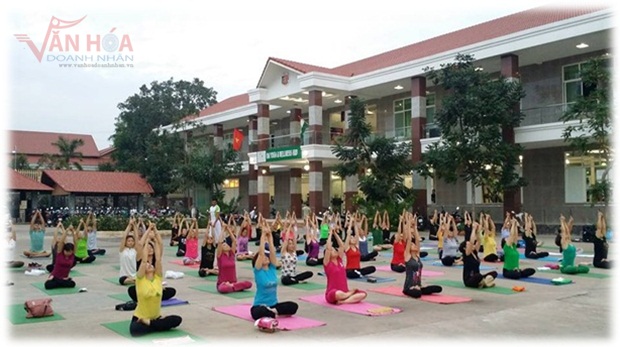 1-yoga-an-do-vhdn