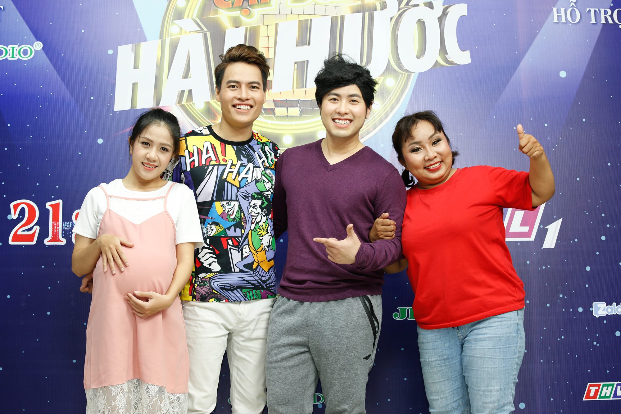 AKIRA-PHAN-VO-TAN-PHAT-cap-doi-hai-huoc-vanhoadoanhnhan