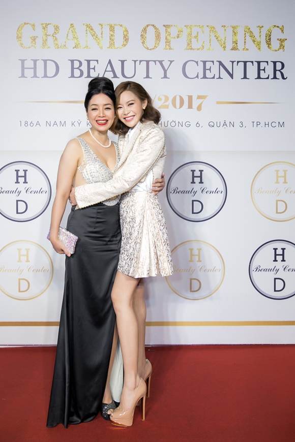 khai-truong-HD-Korea-Beauty-Center-vanhoadoanhnhan-24