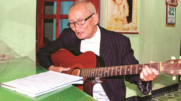 1-thai-chau-hat-co-tham-ve-lang