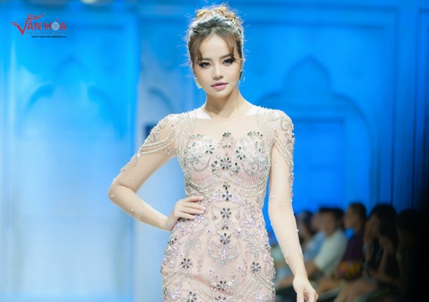 6-MY-NHAN-VIET