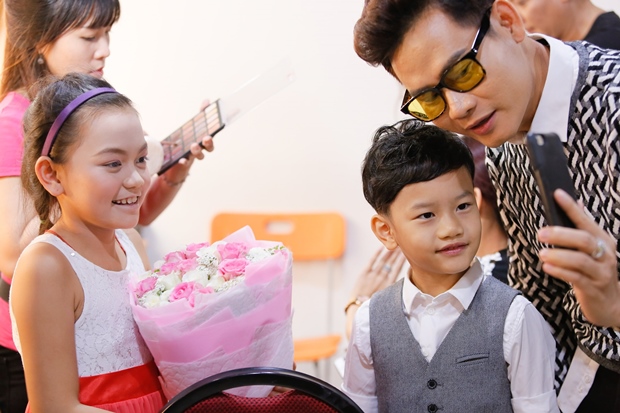 khach-moi-dinh-toan-chung-ket-snnn-2017-vanhoadoanhnhan-4