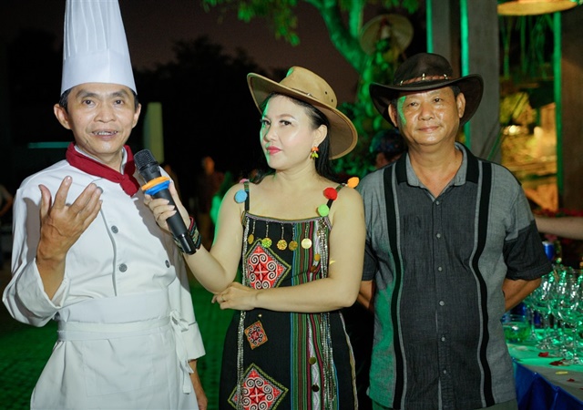 nha-hang-ben-hen-2