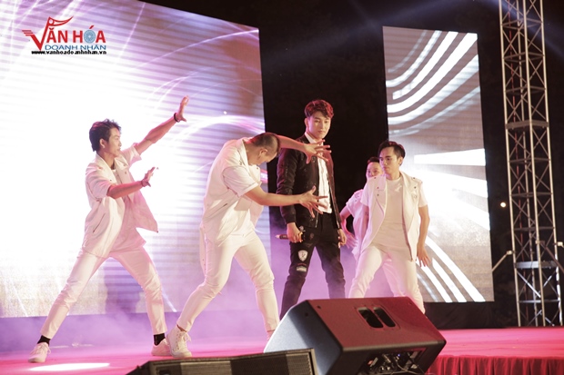 hoang-ky-nam-vanhoadoanhnhan-10
