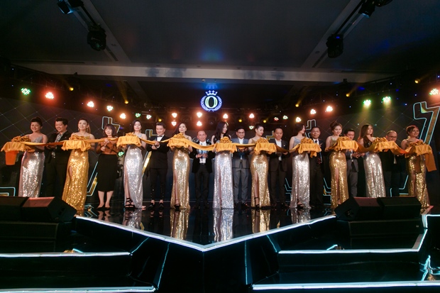 dan-sao-khung-hoi-tu-ve--vu-truong-hien-dai-nhat-dong-nam-a-vanhoadoanhnhan-4